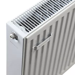 Flomasta Type 22 Double-Panel Double Convector Radiator 300 x 800mm White 2584BTU 4 Flomasta Type 22 Double-Panel Double Convector Radiator 300 x 800mm White 2584BTU - Image 4